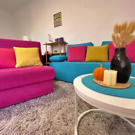 Main Street Apartman *